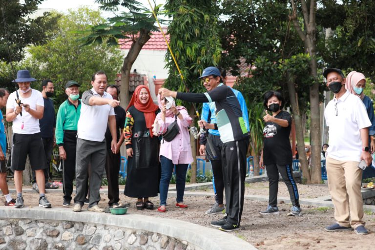 c85ab3c1-e5c6-4754-bf75-2287159c9b46