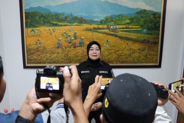 img-20230531-wa00158732352933405685093