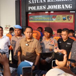 img-20230526-wa00074367658372544356972